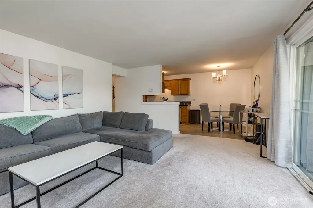 1113 Kirkland Avenue Kirkland WA 98033