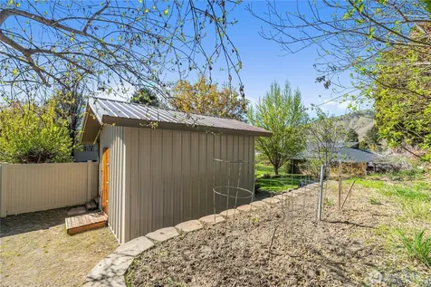 111 Mission View Place Cashmere WA 98815