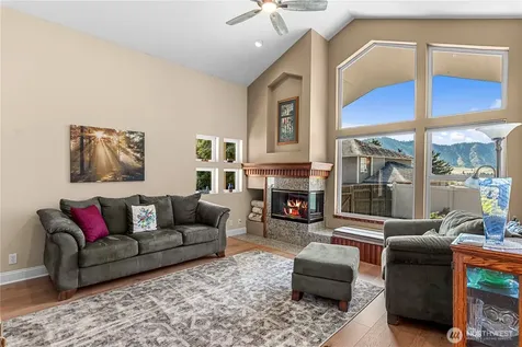 111 Mission View Place Cashmere WA 98815