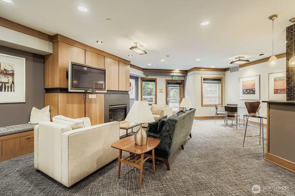 5440 Leary Avenue NW Seattle WA 98107