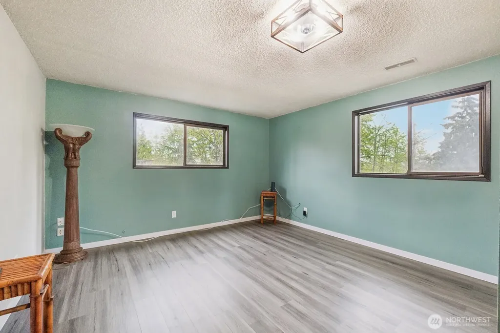 511 S 31st Street Renton WA 98055