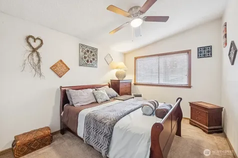 511 S 31st Street Renton WA 98055