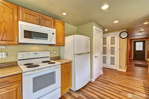 35379 North Shore Drive Mount Vernon WA 98274