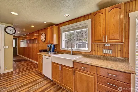 35379 North Shore Drive Mount Vernon WA 98274