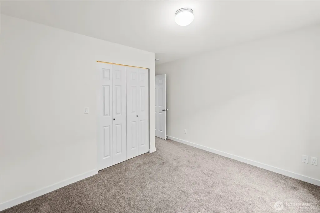 2249 SW Siskin Circle Port Orchard WA 98367