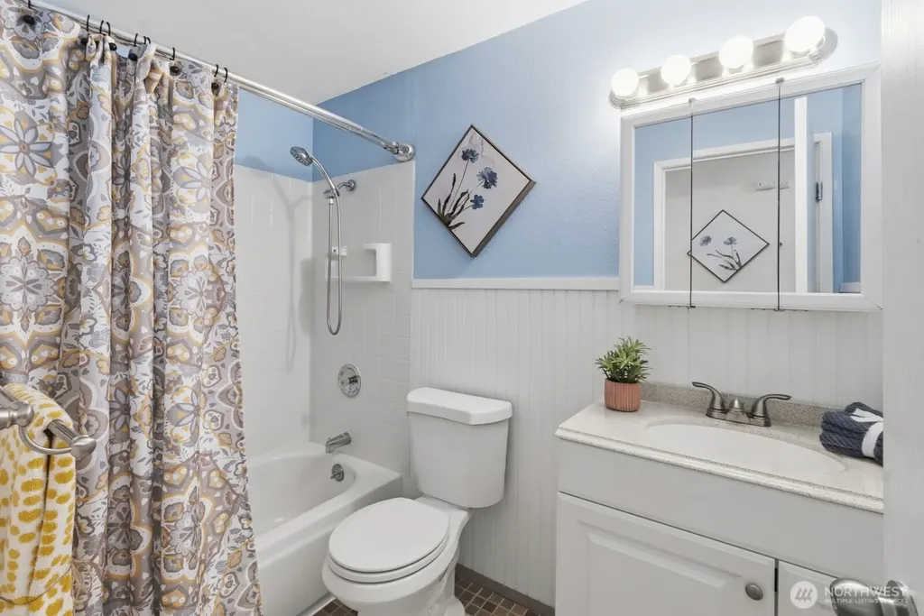 2191 Lakemoor Drive SW Olympia WA 98512