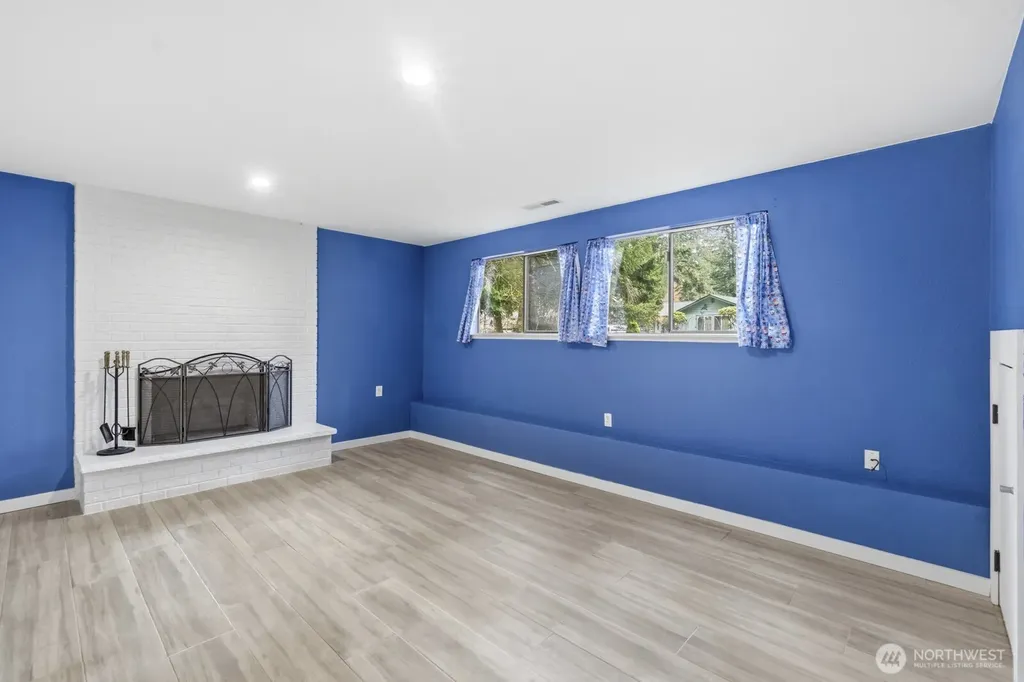 2191 Lakemoor Drive SW Olympia WA 98512