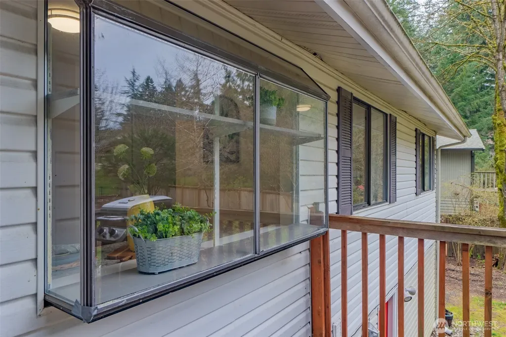 2191 Lakemoor Drive SW Olympia WA 98512