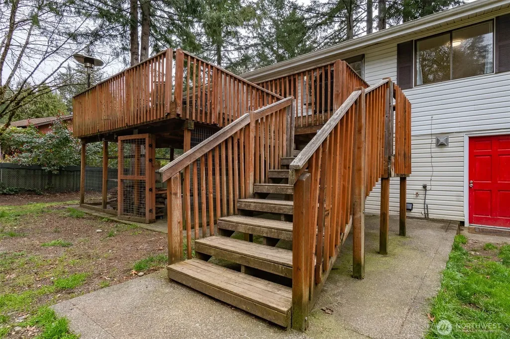 2191 Lakemoor Drive SW Olympia WA 98512