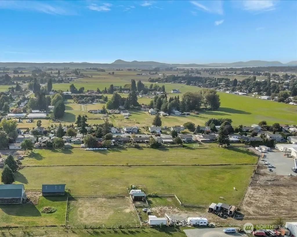 17506 State Route 536 Mount Vernon WA 98273