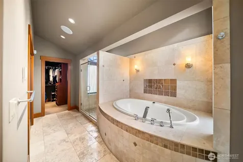 232 Crystal Drive Chelan WA 98816