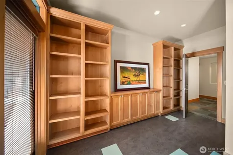 232 Crystal Drive Chelan WA 98816