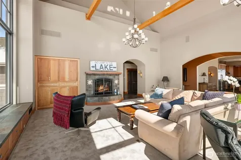 232 Crystal Drive Chelan WA 98816
