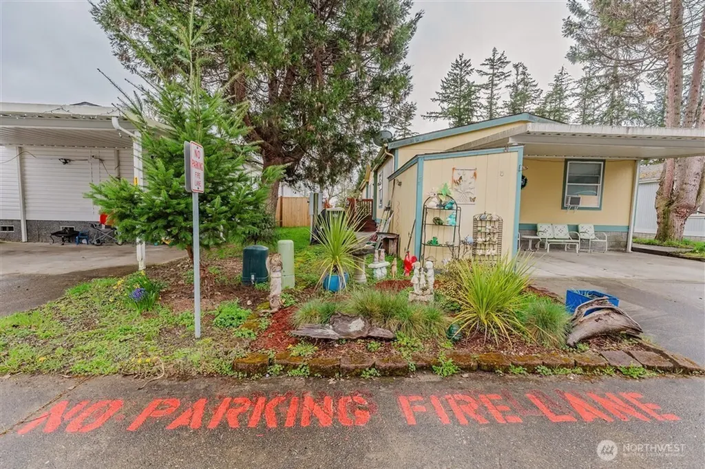 201 W Oakview Avenue Centralia WA 98531