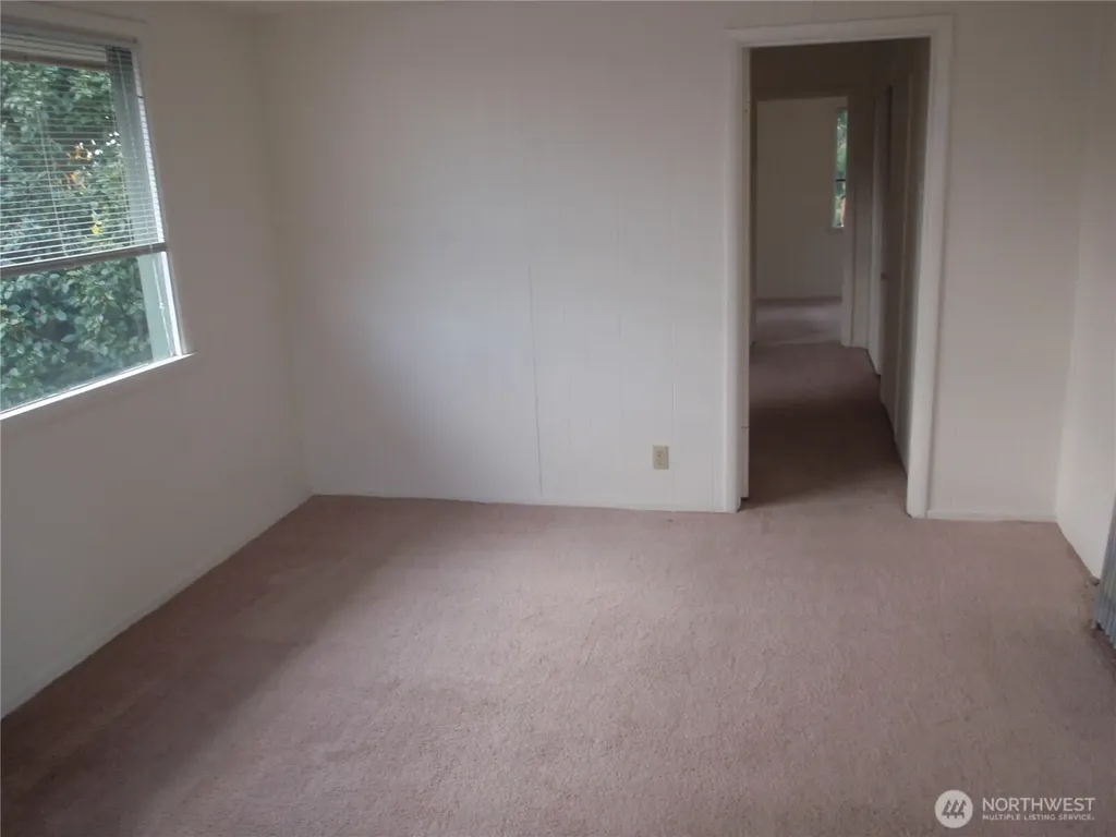 7329 15th Avenue NW Seattle WA 98107