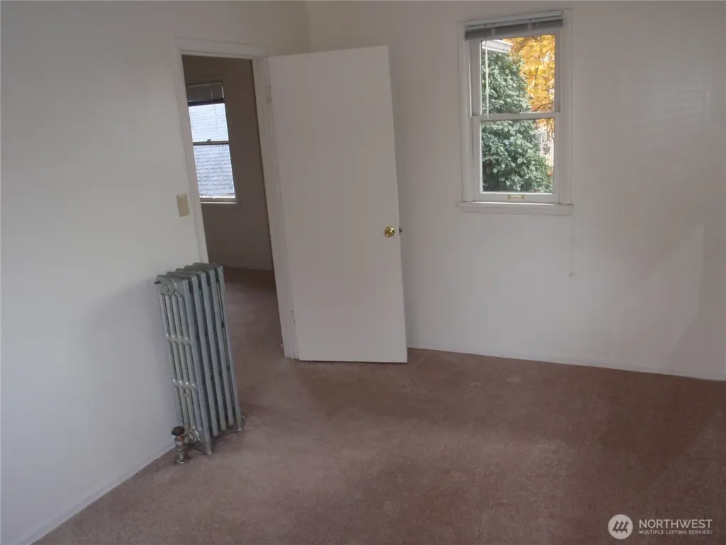 7329 15th Avenue NW Seattle WA 98107