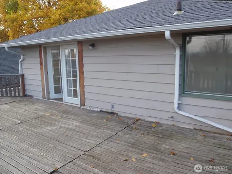 7329 15th Avenue NW Seattle WA 98107