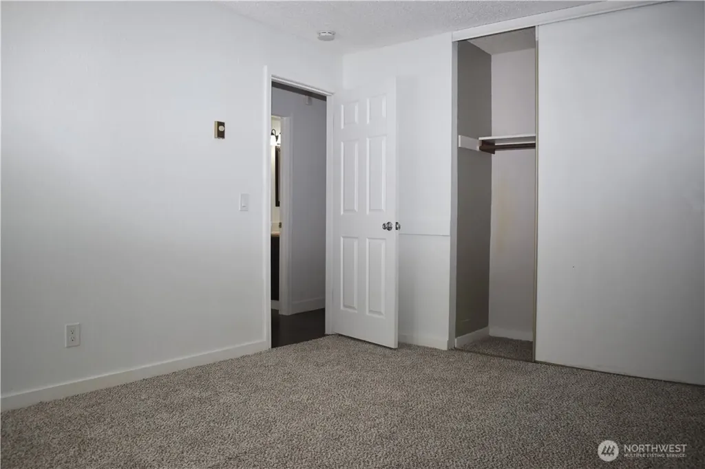33025 18th Place Federal Way WA 98003
