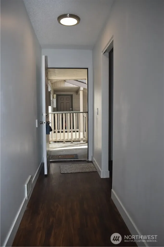 33025 18th Place Federal Way WA 98003