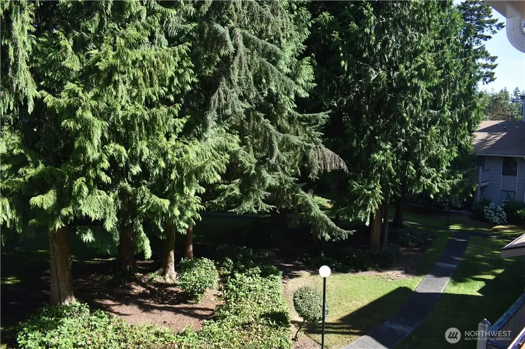 33025 18th Place Federal Way WA 98003