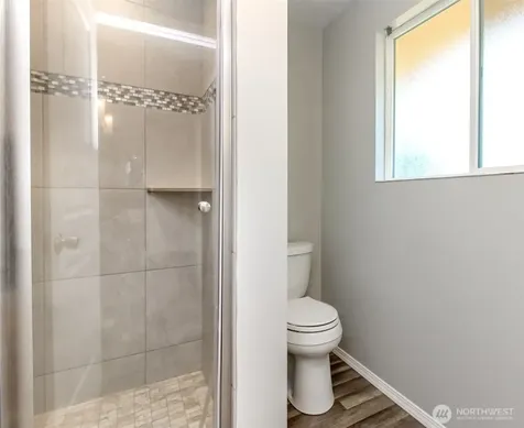32206 27th Avenue SW Federal Way WA 98023