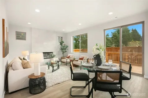 12504 SE 256th Place Kent WA 98030