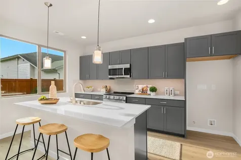 12504 SE 256th Place Kent WA 98030