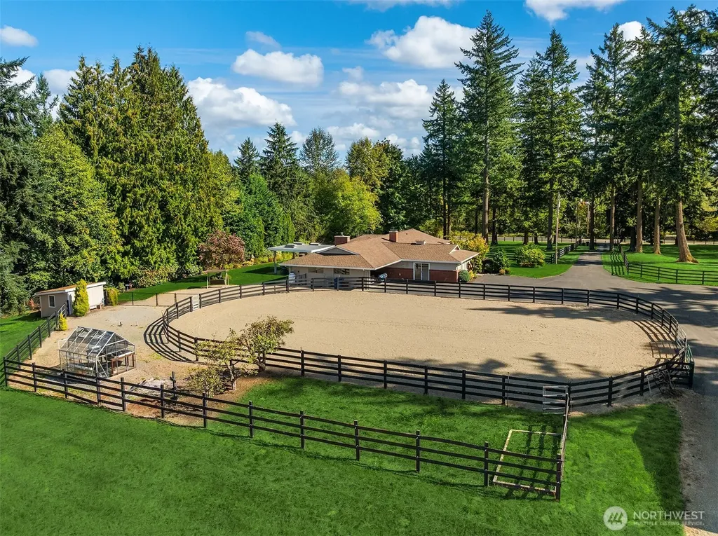 23503 156th Avenue SE Kent WA 98042