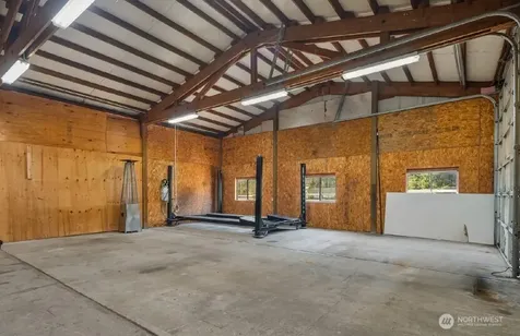 23503 156th Avenue SE Kent WA 98042