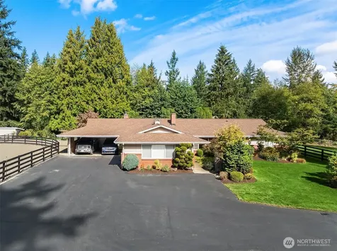 23503 156th Avenue SE Kent WA 98042