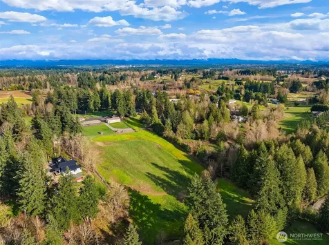23503 156th Avenue SE Kent WA 98042