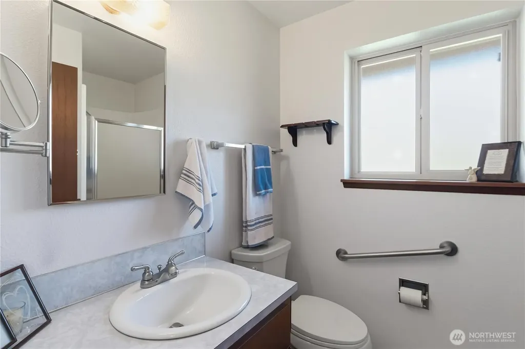706 Falls Road Randle WA 98377