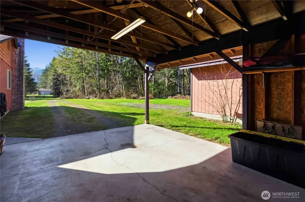 706 Falls Road Randle WA 98377