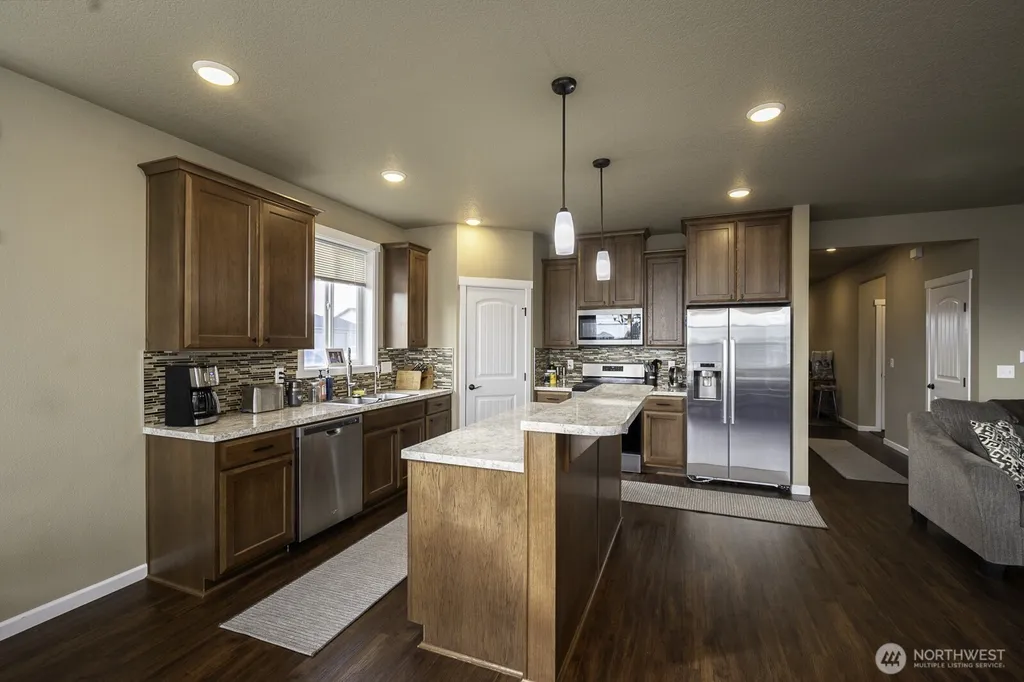 702 K St NE Quincy WA 98848