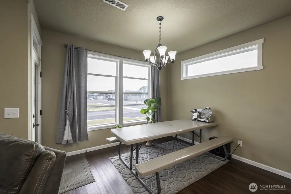 702 K St NE Quincy WA 98848