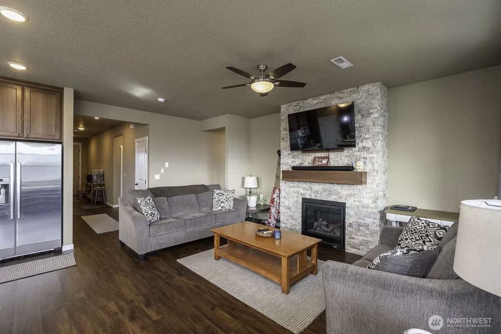 702 K St NE Quincy WA 98848