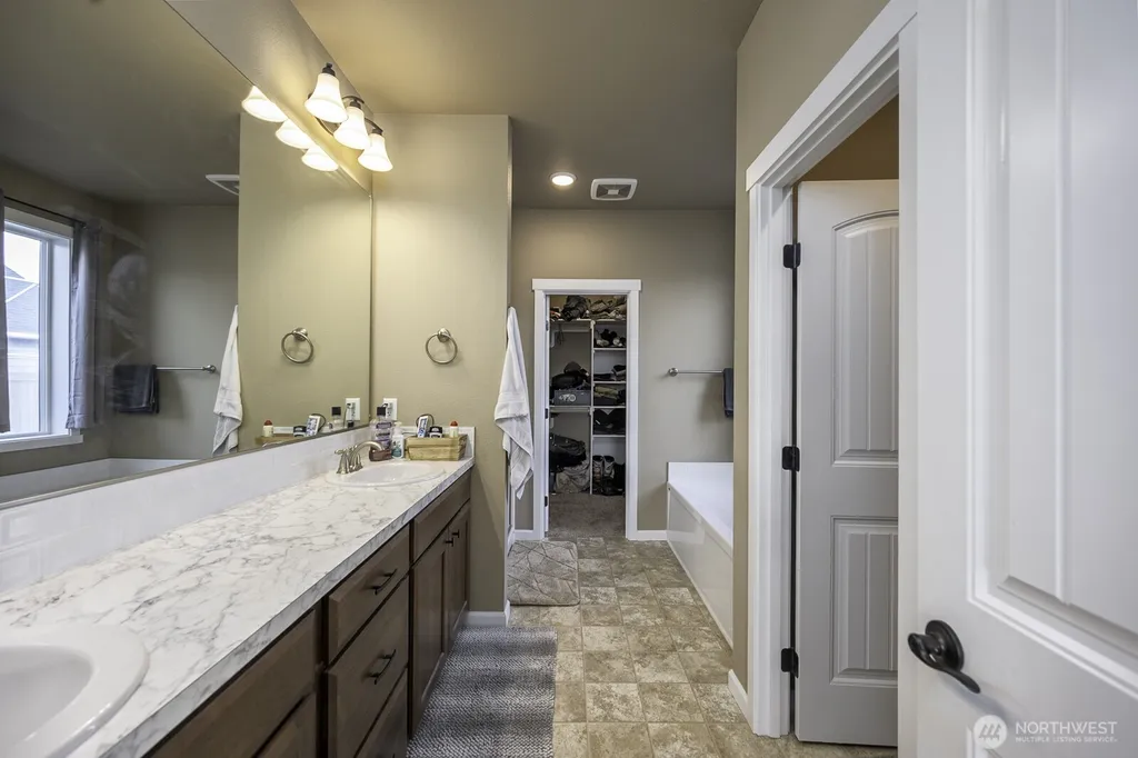 702 K St NE Quincy WA 98848