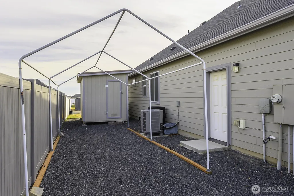 702 K St NE Quincy WA 98848