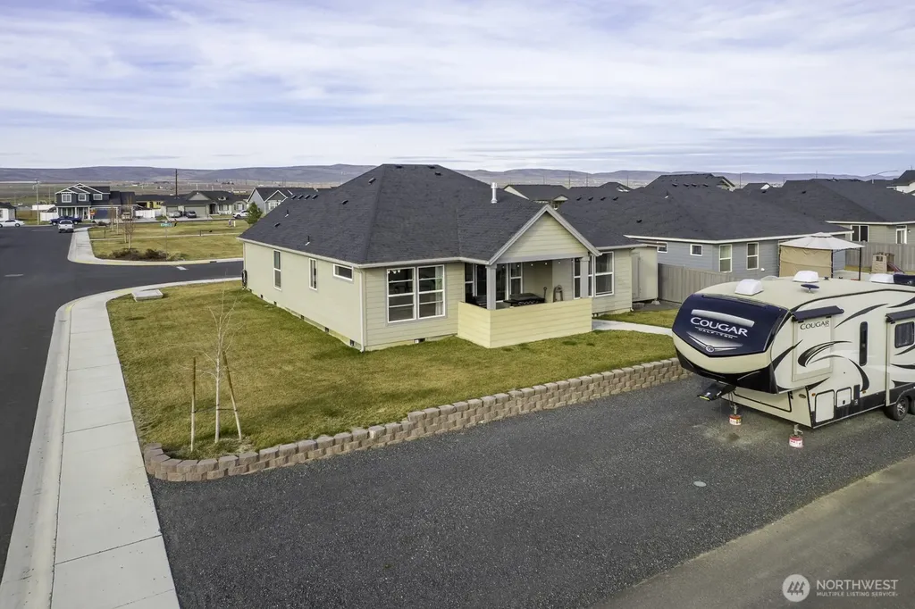 702 K St NE Quincy WA 98848