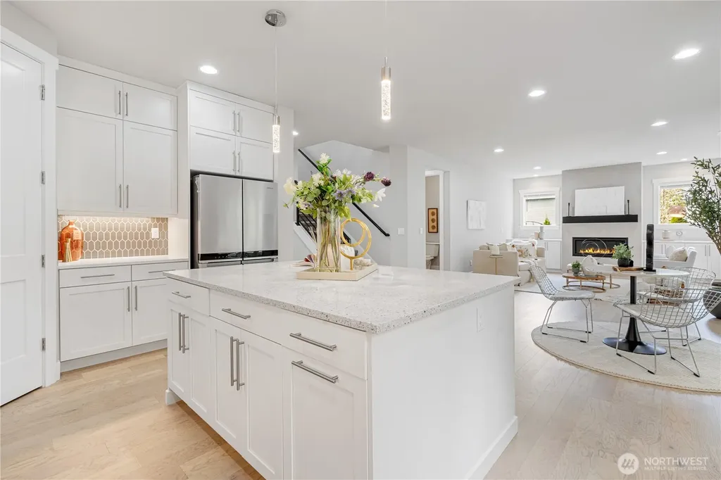 7230 NE 129th Street Kirkland WA 98034