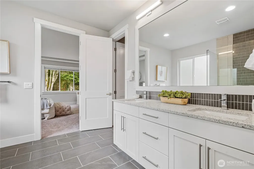 7230 NE 129th Street Kirkland WA 98034