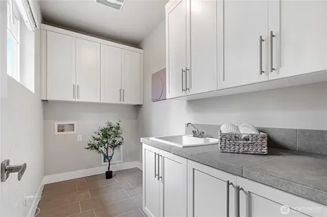 7230 NE 129th Street Kirkland WA 98034