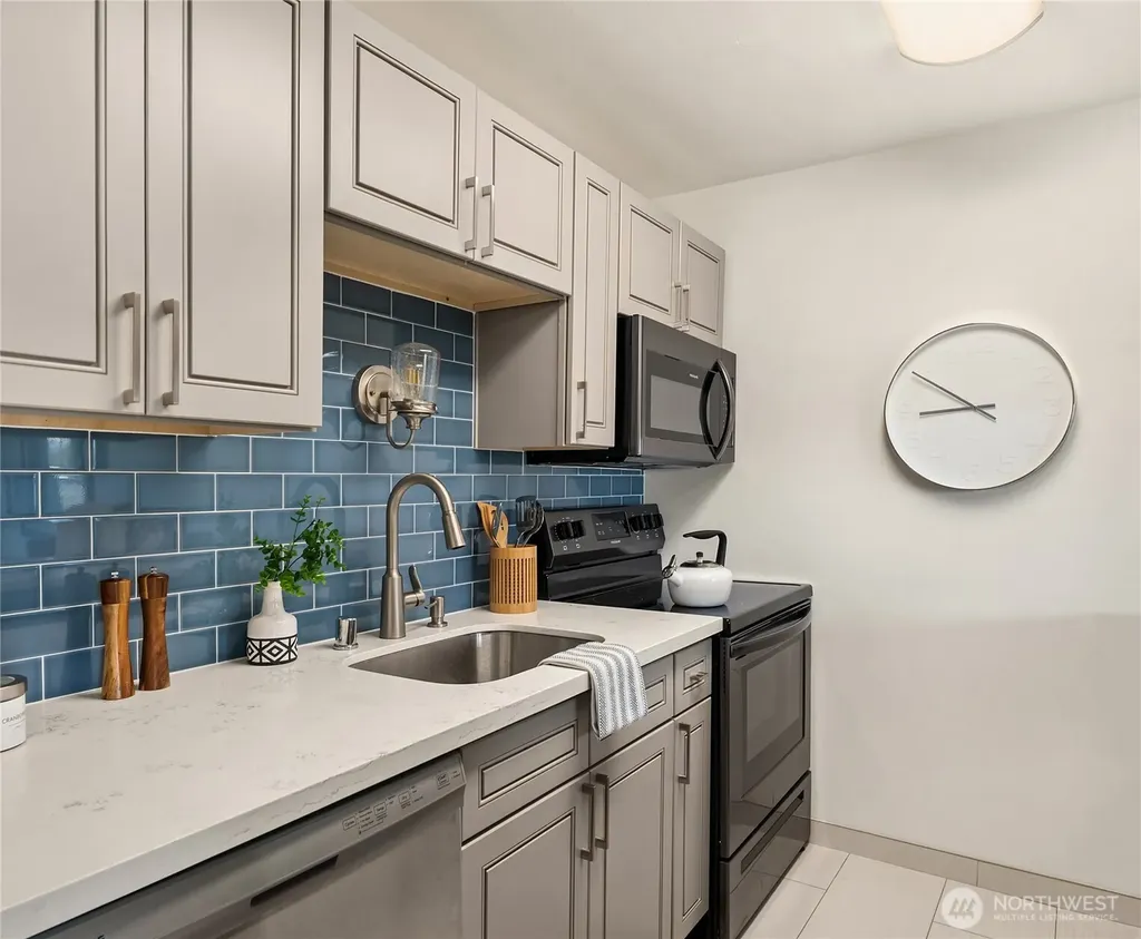 2501 Canterbury Lane E Seattle WA 98112