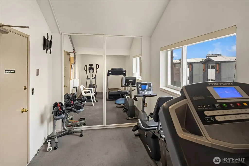 2501 Canterbury Lane E Seattle WA 98112