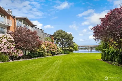 2501 Canterbury Lane E Seattle WA 98112