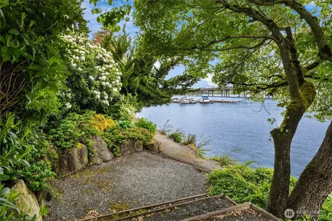 2501 Canterbury Lane E Seattle WA 98112