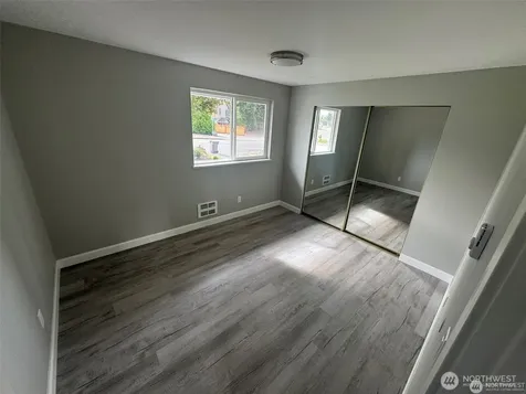 14616 Ash Way Lynnwood WA 98087