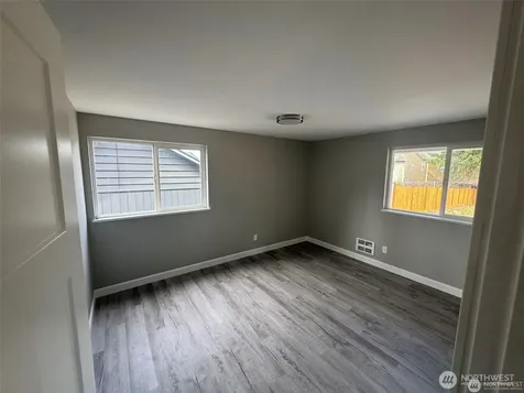 14616 Ash Way Lynnwood WA 98087