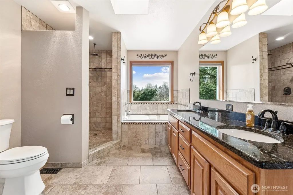 11610 45th Street E Edgewood WA 98372