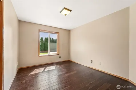 11610 45th Street E Edgewood WA 98372